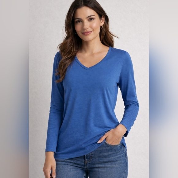 Segments Tops - Segments Merino Wool Vneck Blue Long Sleeve Women's Top Sz Medium Base